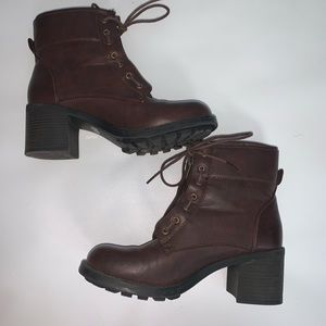 Cutest brown booties